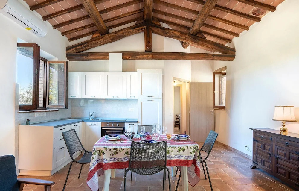Nice Home in Casole D'elsa With 1 Bedrooms, Wifi and Outdoor Swimming Pool