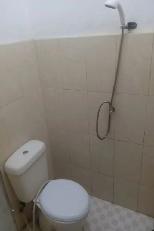 Hotel O Penginapan & Villa Sirait