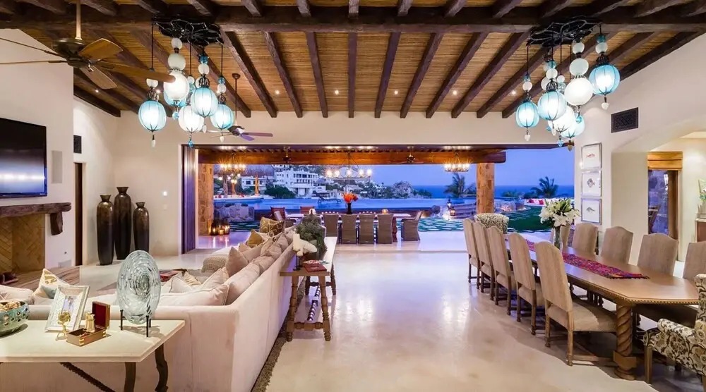 Beautiful Holiday Villa in a Prime Location in Cabo San Lucas 1007