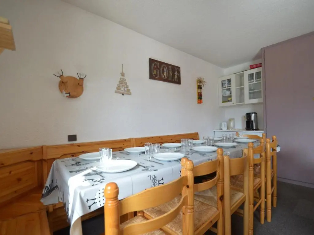 Appartement Les Menuires, 3 pièces, 10 personnes - FR-1-452-239