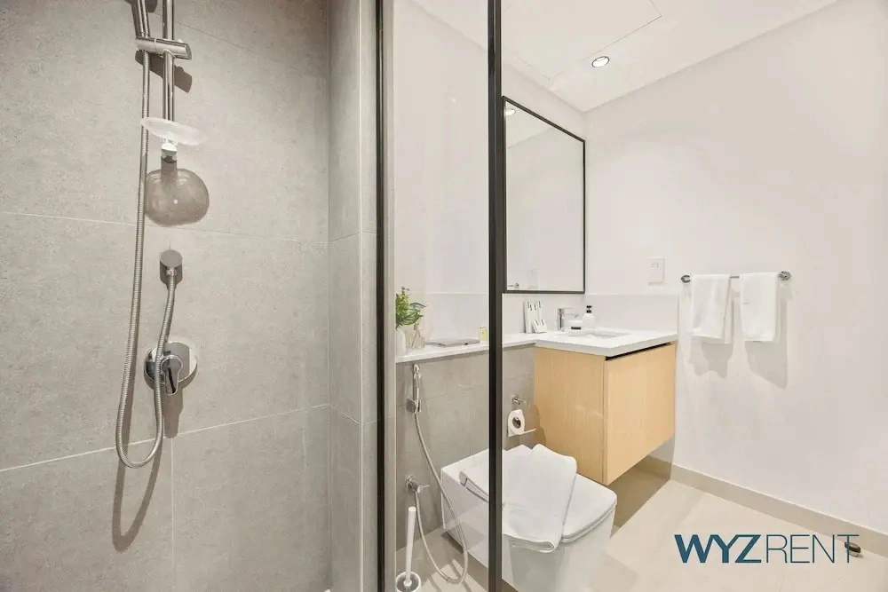 Alluring Parisian 1Br in Burj Crown
