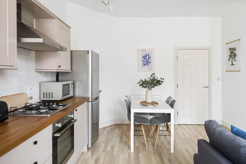 84A Albany Road