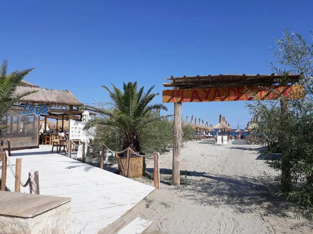 Sandy beach 1