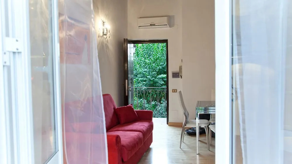 Rental In Rome - San Pio Apartment