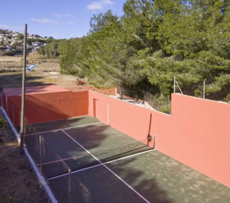 Villa - 8 Bedrooms with Pool and WiFi - 106415