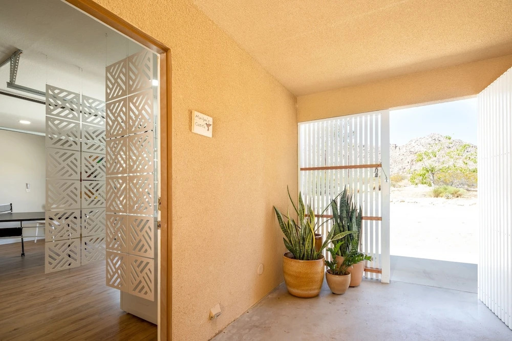 Sukha Life Retreat - Beautiful Views, Close To Jtnp W/hot Tub! 2 Bedroom Home by RedAwning
