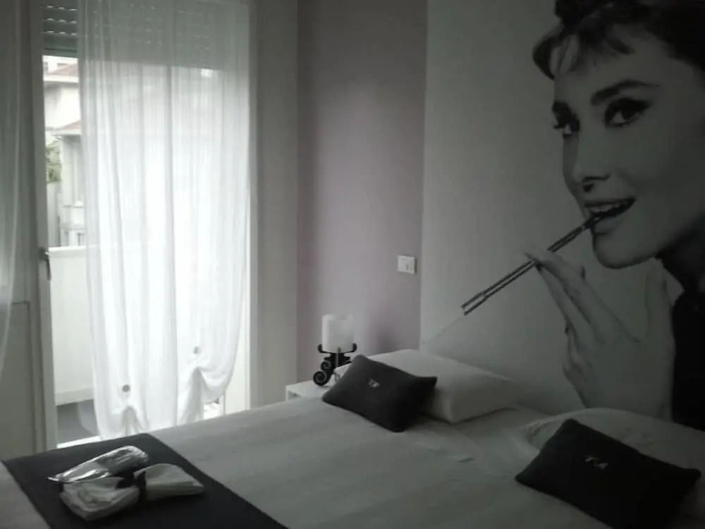 Villa Venice Movie