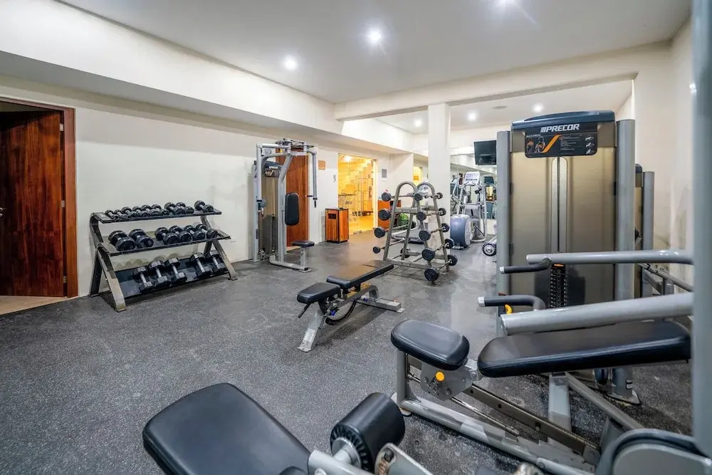 2 BR Condo with Rooftop Pool - Terrazas
