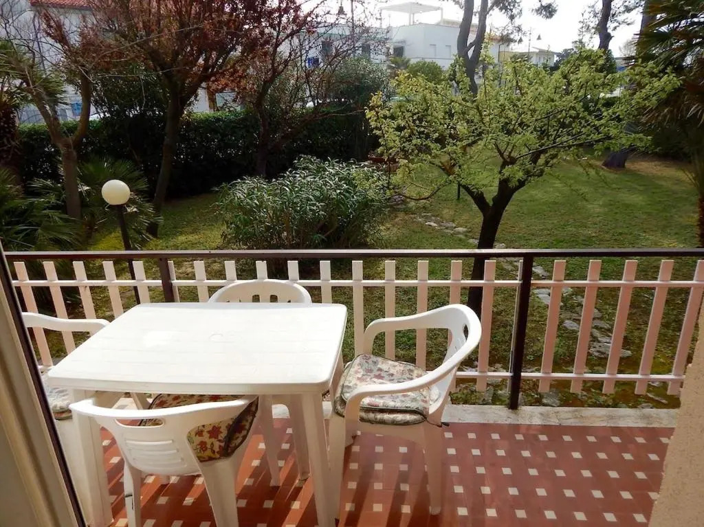 M155 - Marcelli, Trilocale in Centro a 50mt Dal Mare