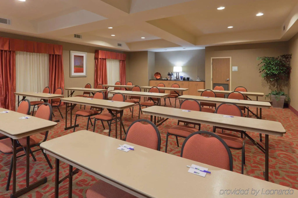 Holiday Inn Express Hotel Winona North by IHG