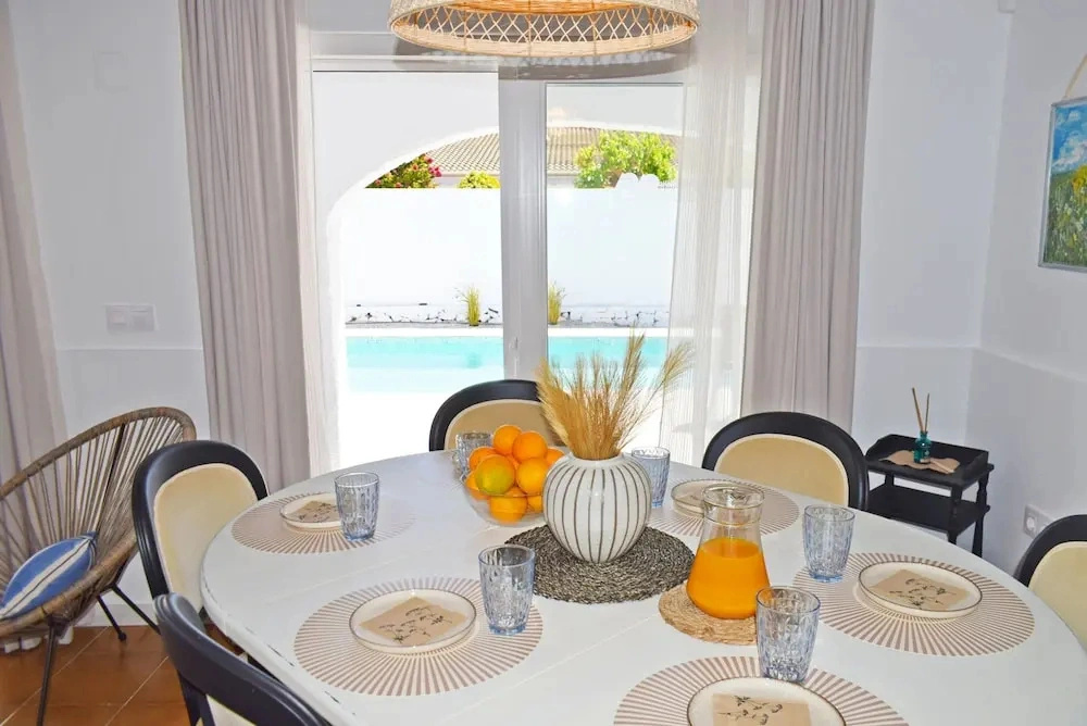 Ch3400 in Denia With 3 Bedrooms and 2 Bathrooms