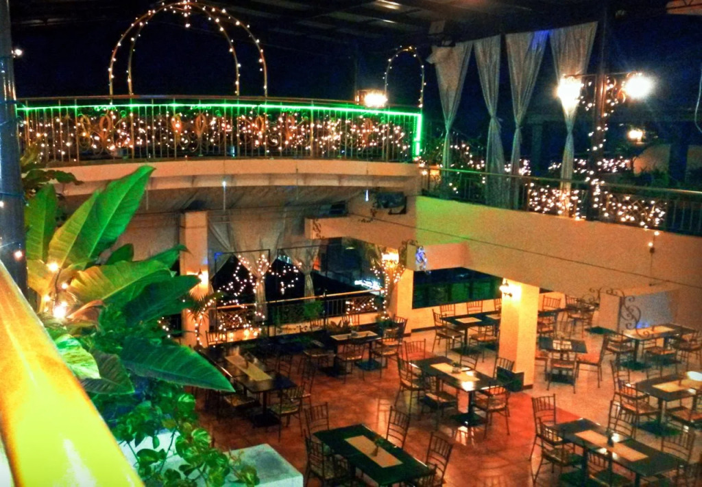 Plaza Alemania Hotel