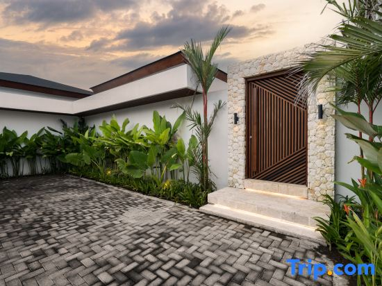 Villa Leonard by BaliSuperHost