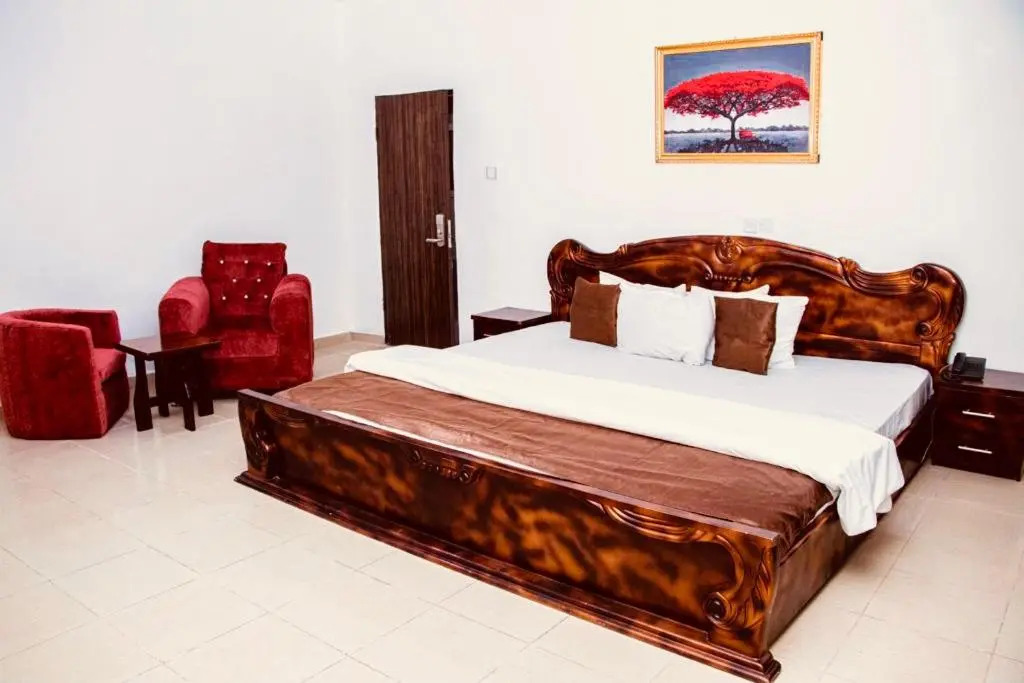 E-Gold Luxury Hotel