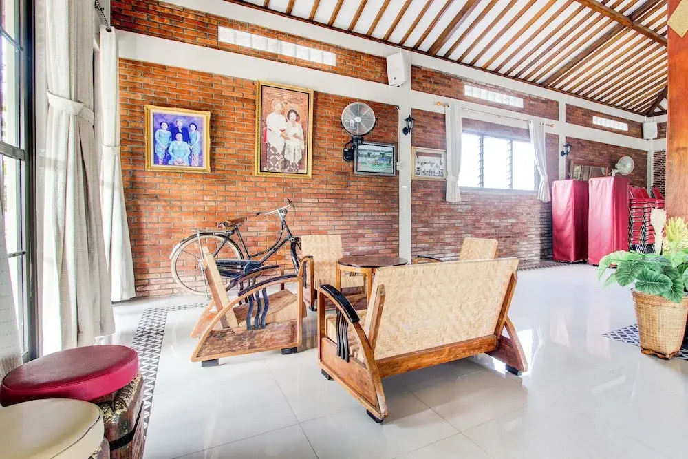 Capital O 93994 Dalem Kamulyan Syariah Guest House