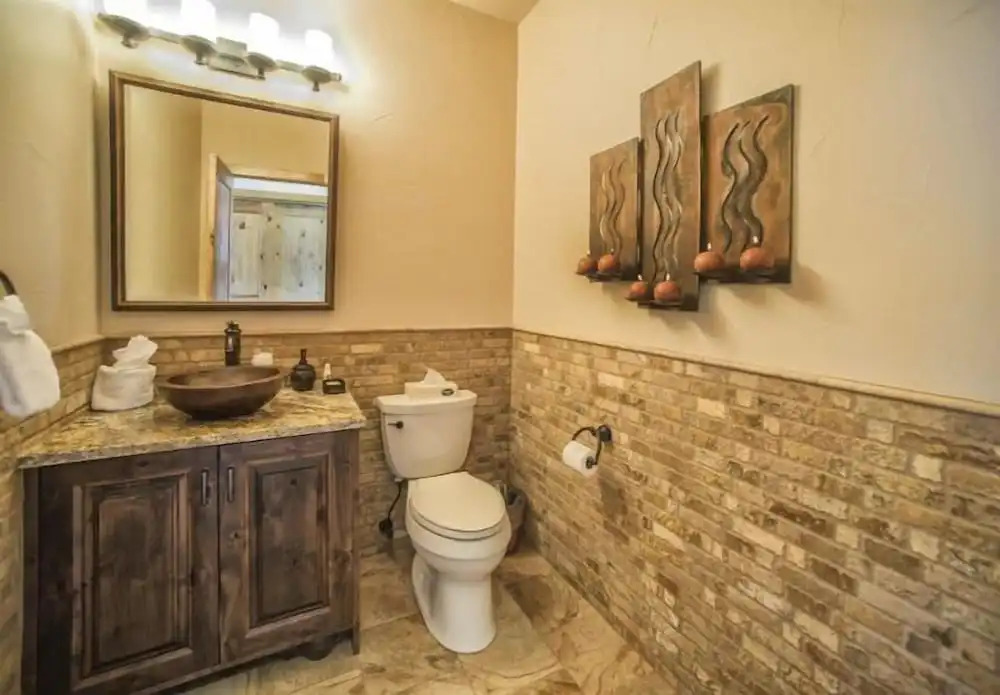 Retreat at Summerwood 5 Bedroom Apartment by Key to the Rockies