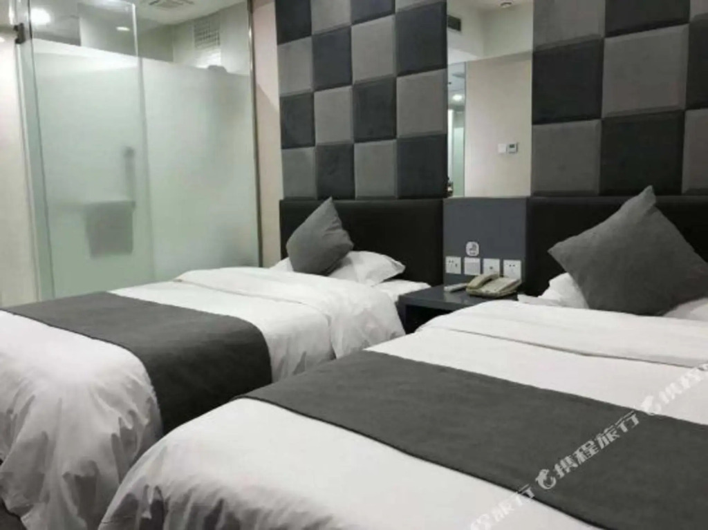 Zsmart Hotel (Shanghai Hongqiao International Exhibition Center Fanxing Road)