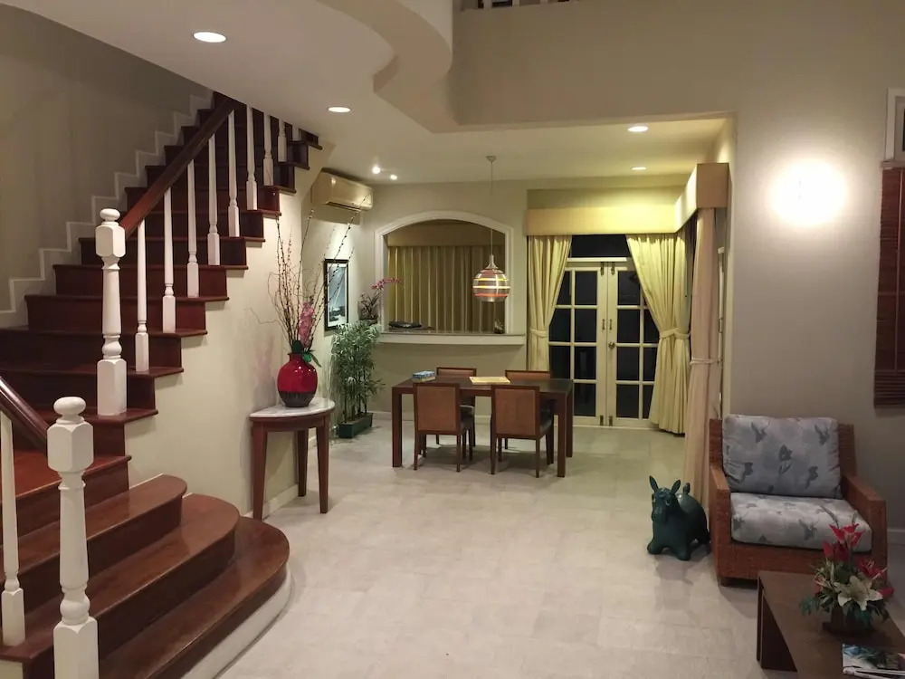 Baan Dhewaran Beachfront Villa