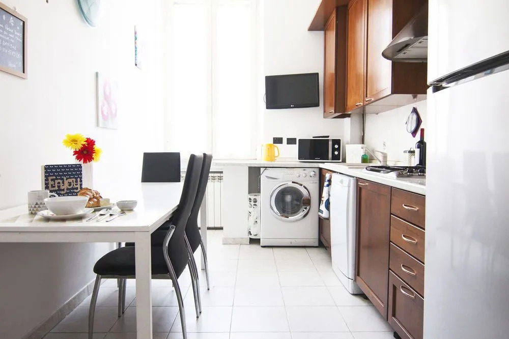 Alessia's Flat - Perfect Sunny