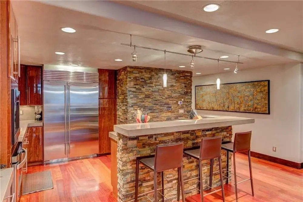 605 Deer Valley Drive 5 Bedroom Townhouse