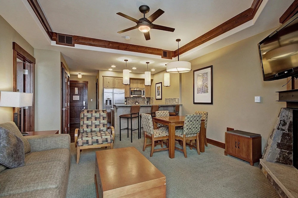 Luxury  At Base Of Peak 8 + Epic Discovery Activities 1 Bedroom Condo by RedAwning
