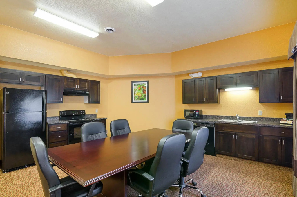Comfort Inn & Suites Orange - Montpelier