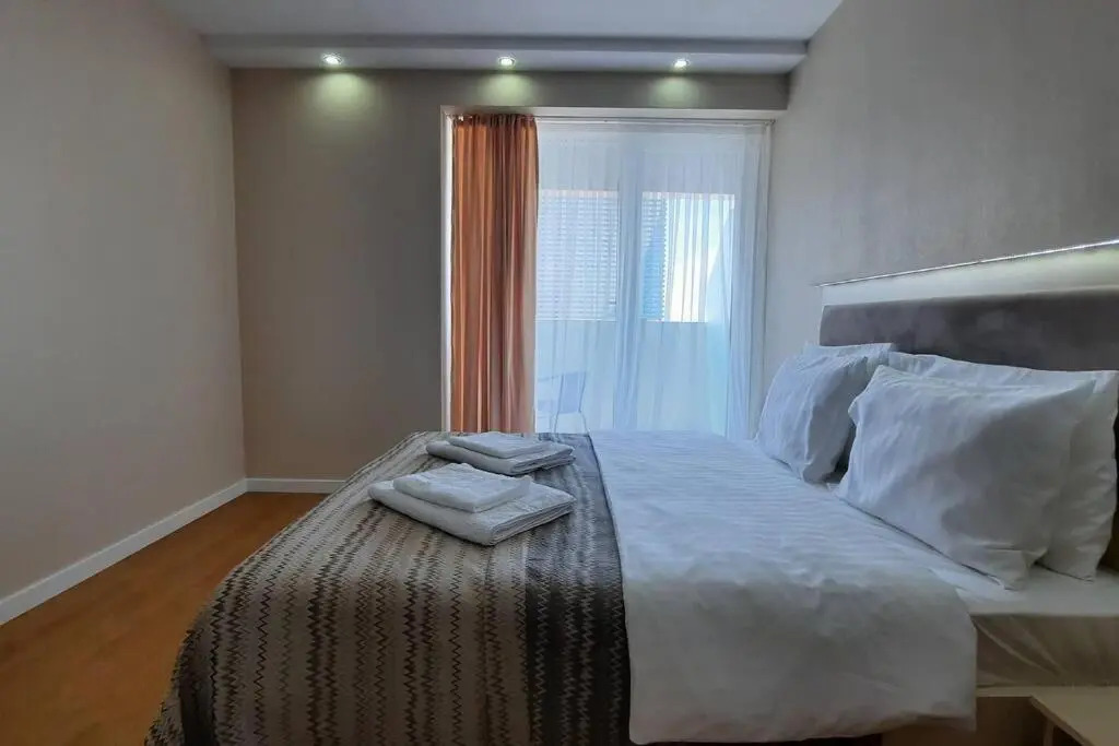 Leo Group Luxury Apartment 18-30 Alliance Palace
