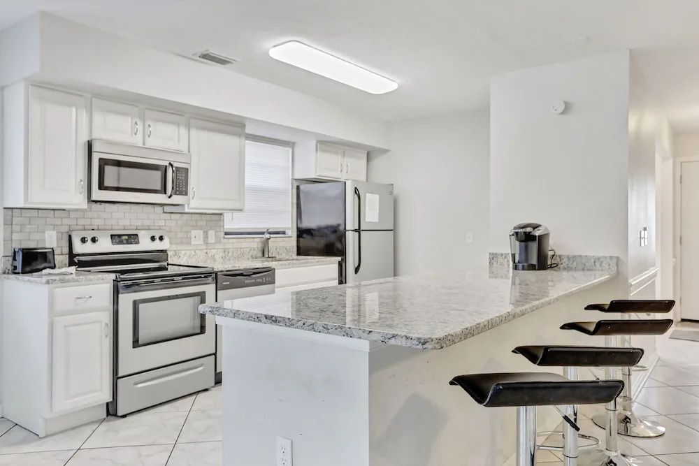 3BR Pool Home in Lutz by Tom Well IG