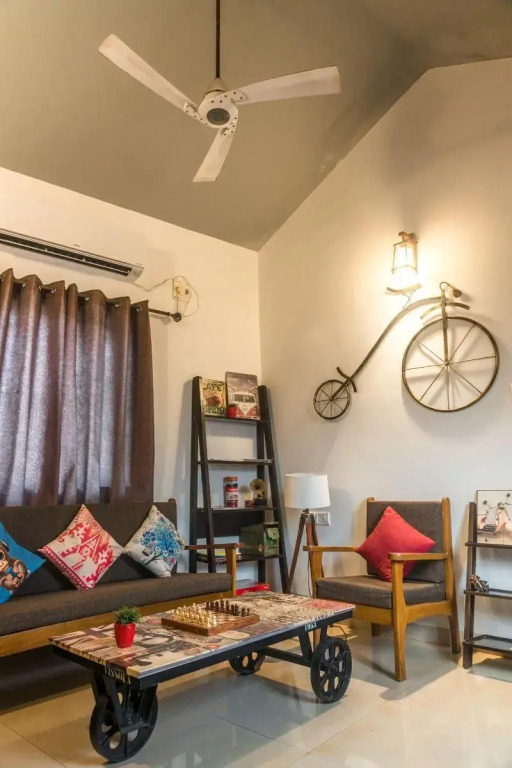 U.R.D.Ki You are the key Hostels