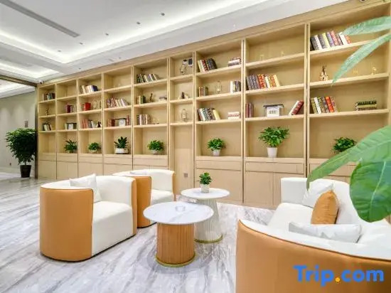 Vienna Hotel (Qianshan Branch, Shangrao Economic Development Zone)