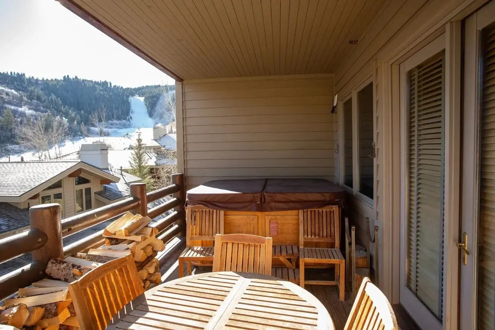 Trail's End Lodge at Deer Valley Resort - Two Bedroom Residence with Spa #402 2 Condo