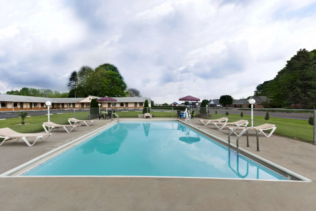 Econo Lodge Palmyra - Hershey