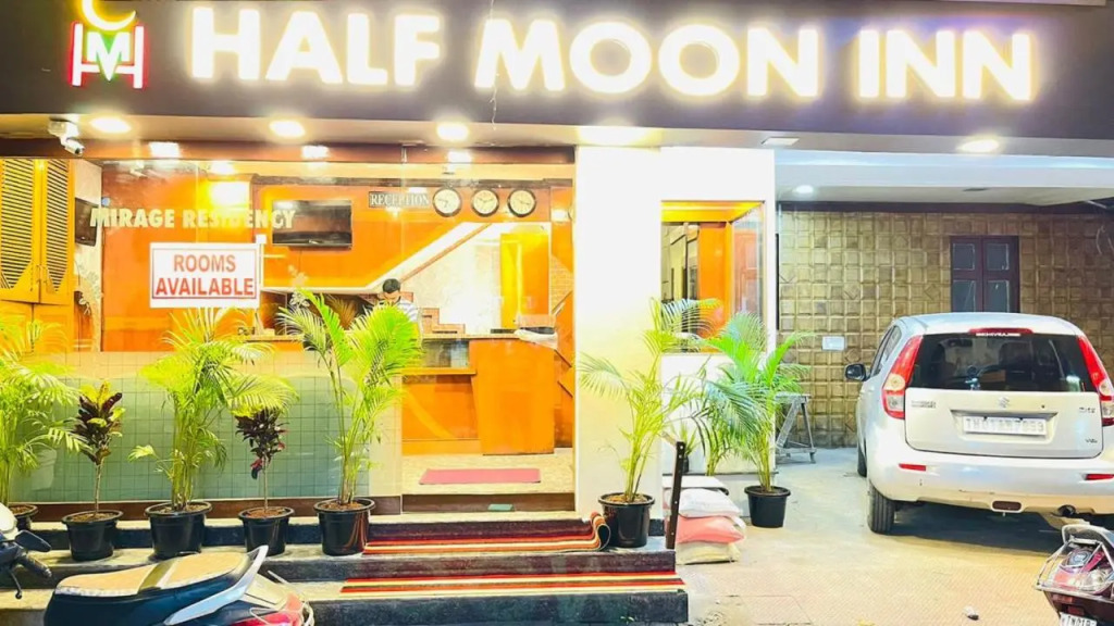 HALF MOON INN