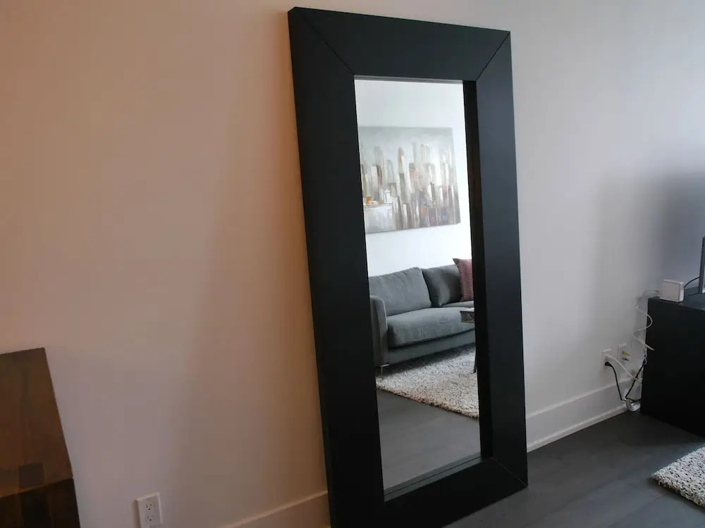 Beautifully 1BR Condo at the Waterfront