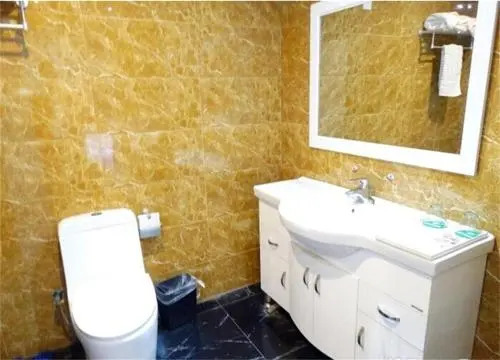 Kaifeng Dong Jing International Business Hotel