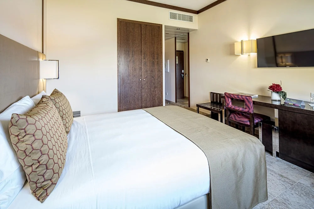iu Hotel Uíge