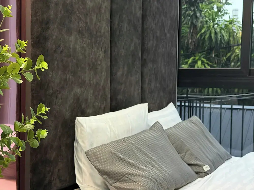 Unite StayCation Nhiêu Tứ