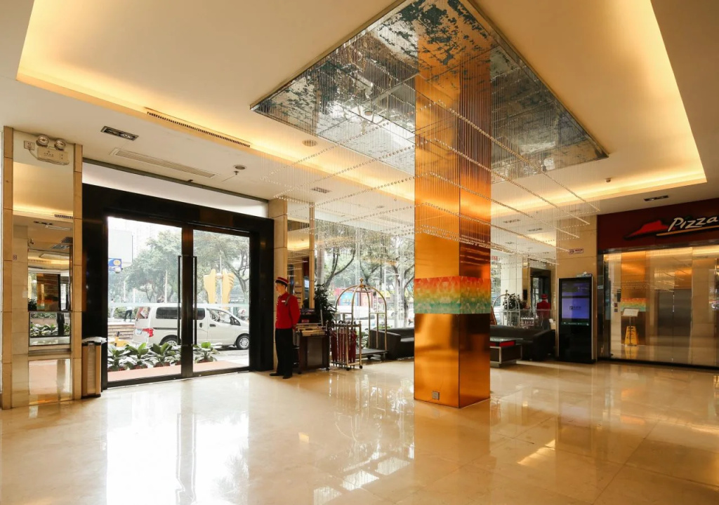 St.Martin Hotel