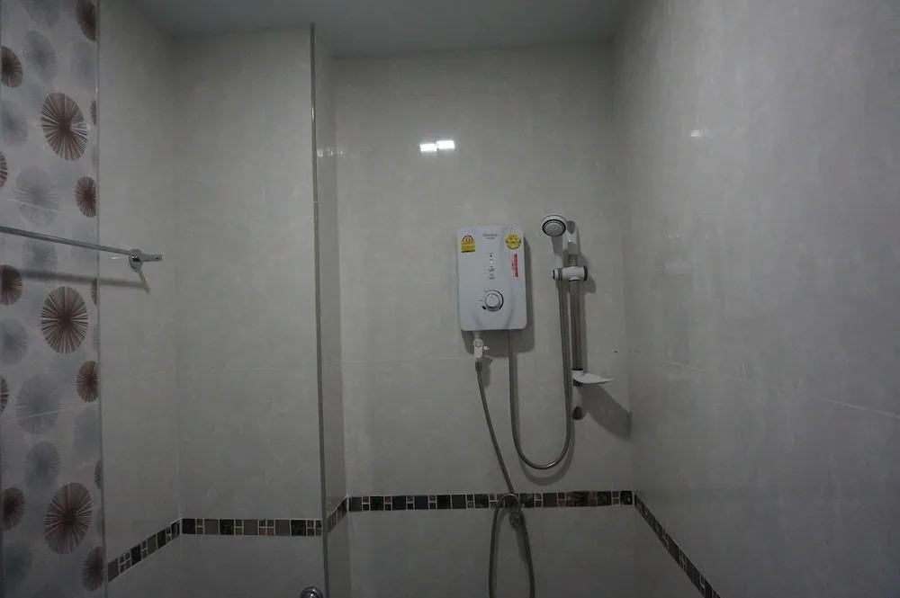 โรงแรมสตูลธานี satun tanee hotel