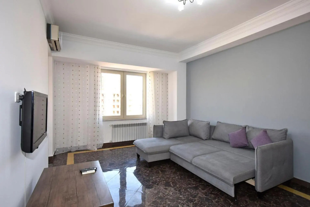 Buzand street 1 bedroom Modern apartment near Republic Square BU955