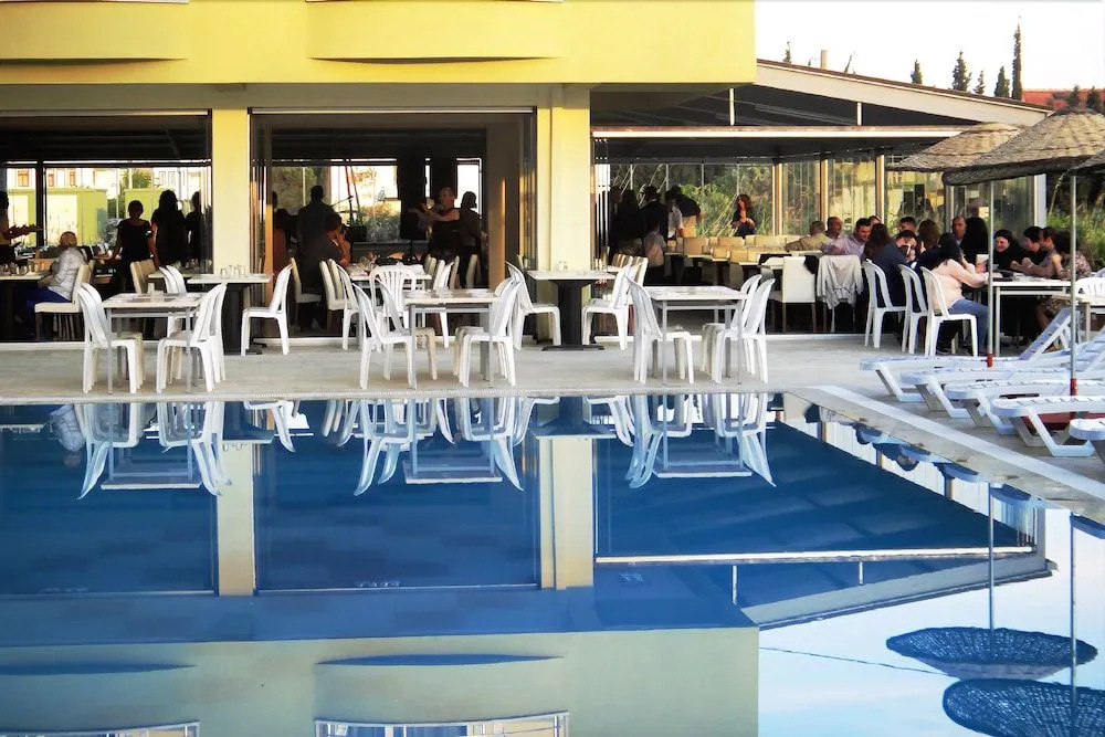 Sare Hotel