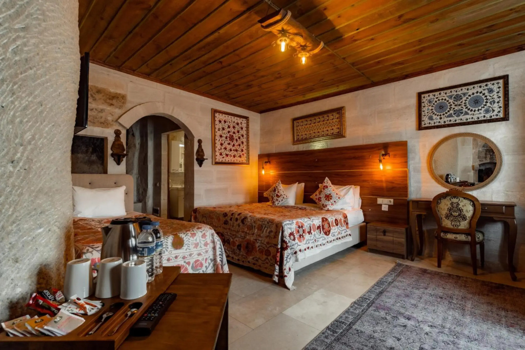 Amber Cave Suites