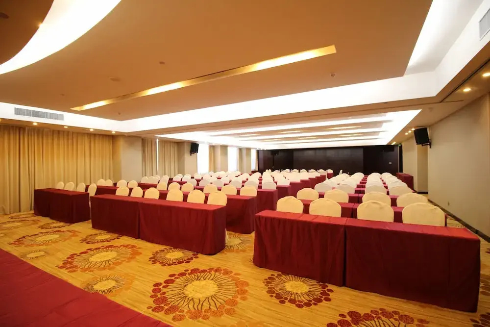 Xiamen Jinjiu Hotel