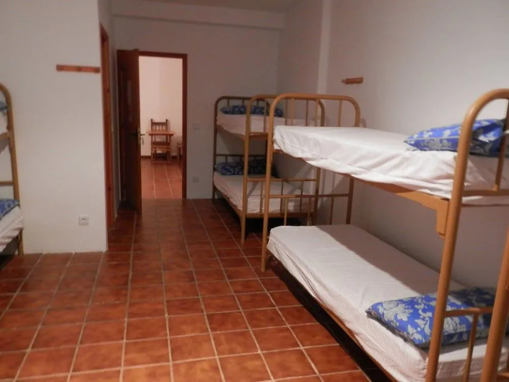 Albergue Restaurante Salto de Bierge - Hostel