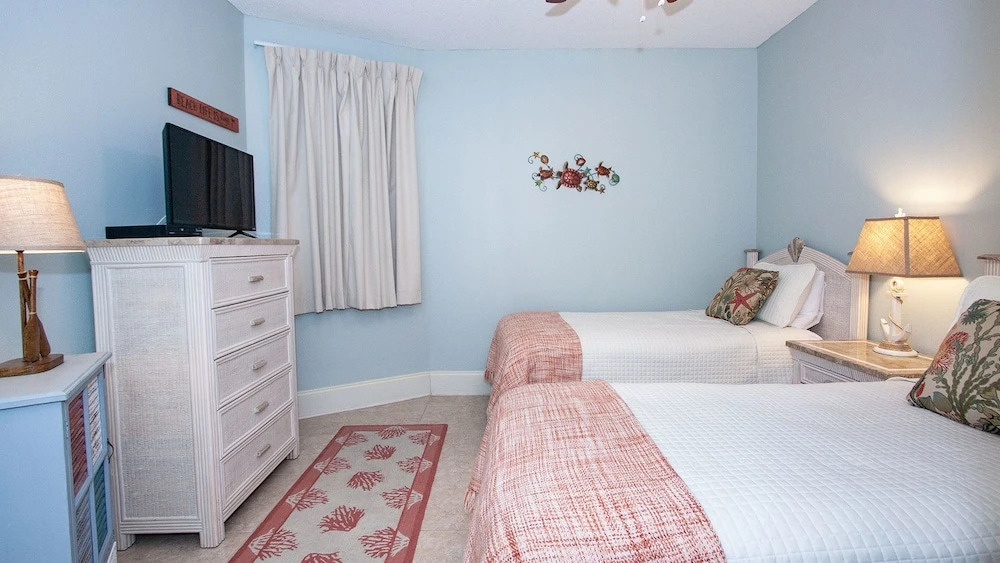Condo Overlooking the Bay - Unit Crb0503
