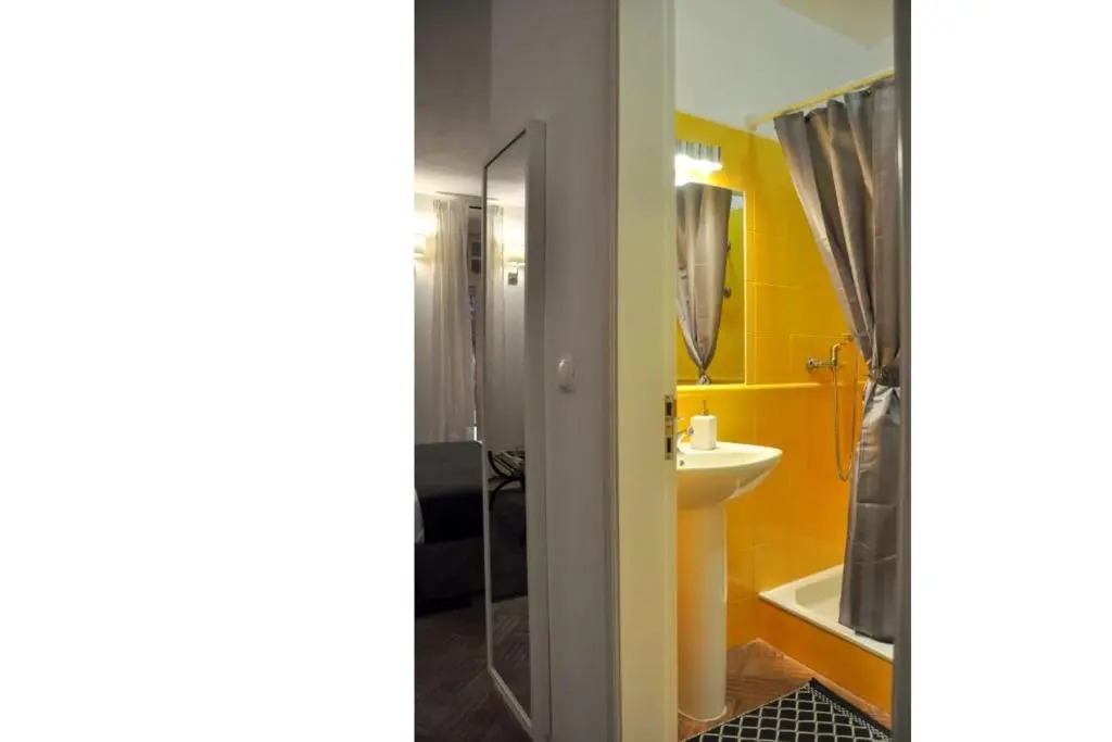 Stylish Studio Gilao in Taviras Historical Centre