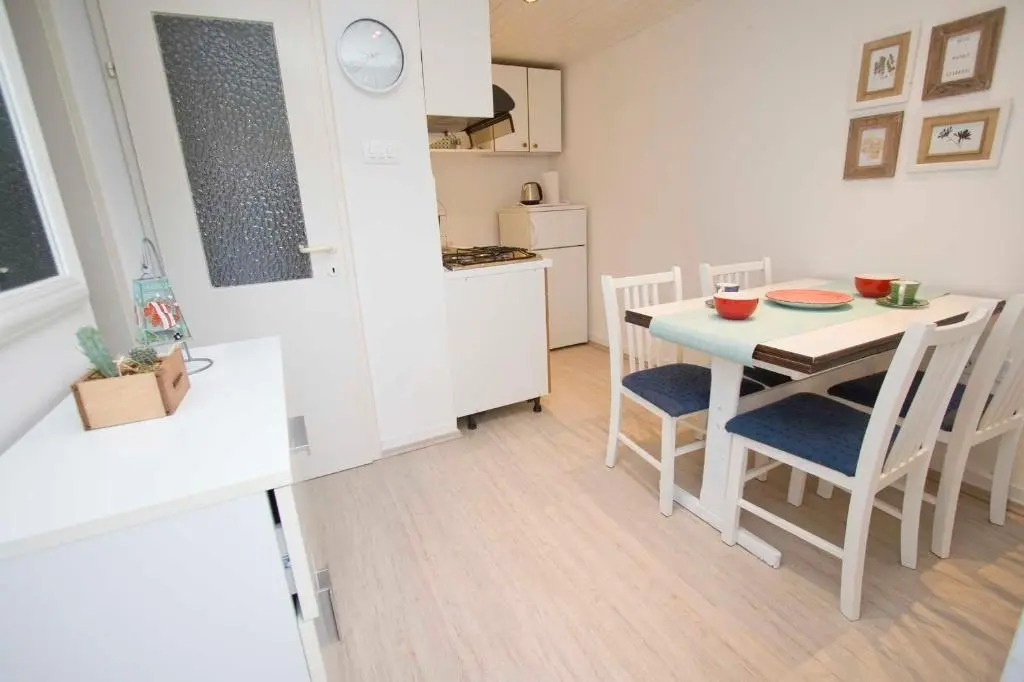 Rooms Beros