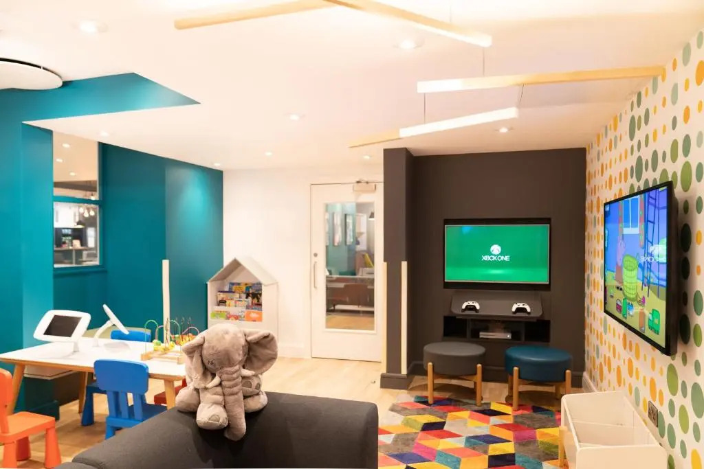 Holiday Inn Southampton-Eastleigh M3, jct13 by IHG