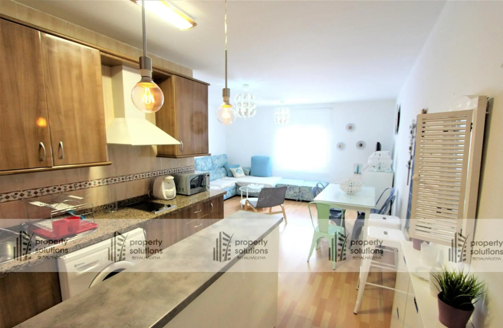 La Carihuela - Apartamento de 3 dormitorios -A 300mtrs de la playa