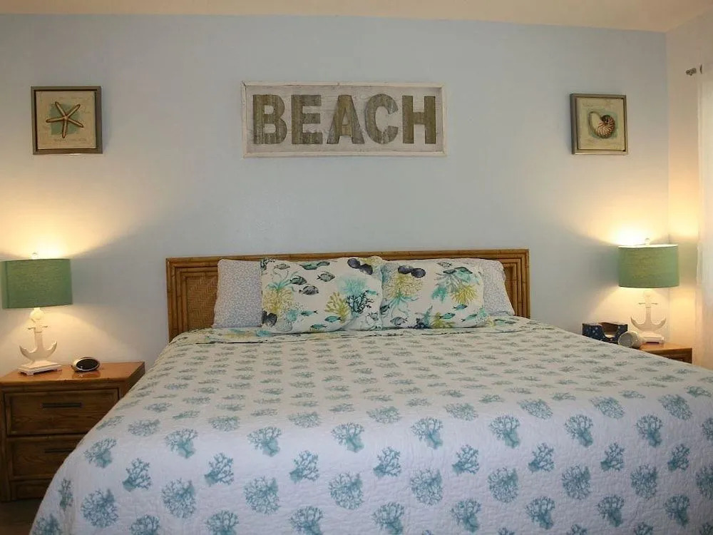 Cove II 138F 2 Bedroom Condo By Midnight Cove II